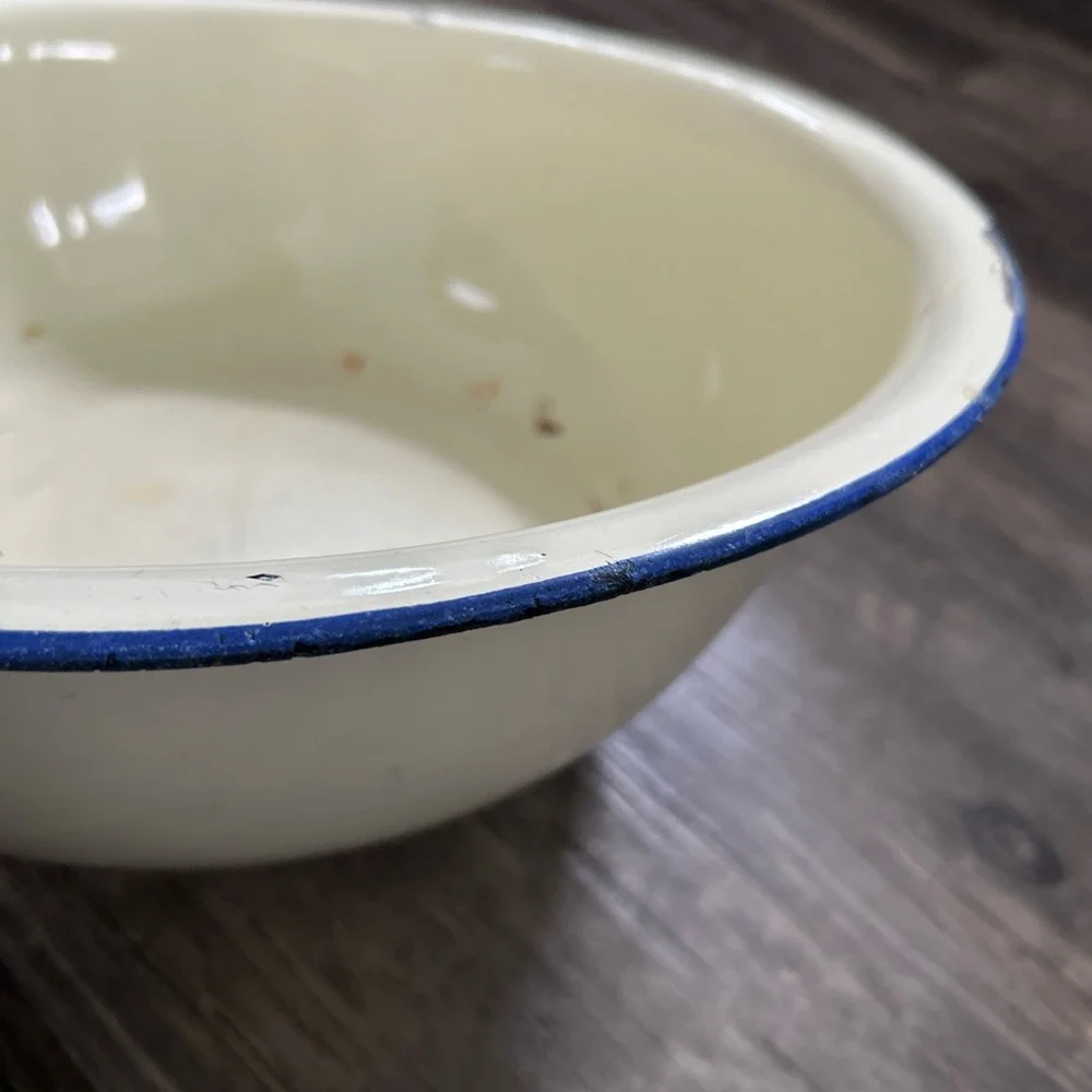 Unbranded vintage white